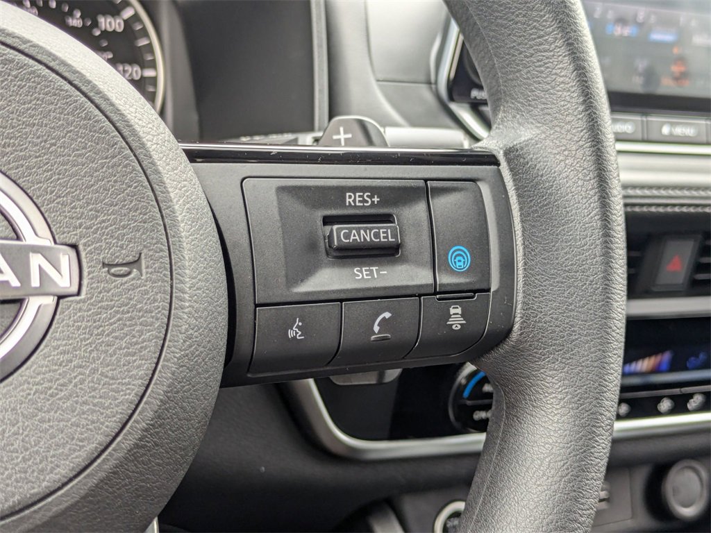 Certified 2023 Nissan Rogue SV image 19