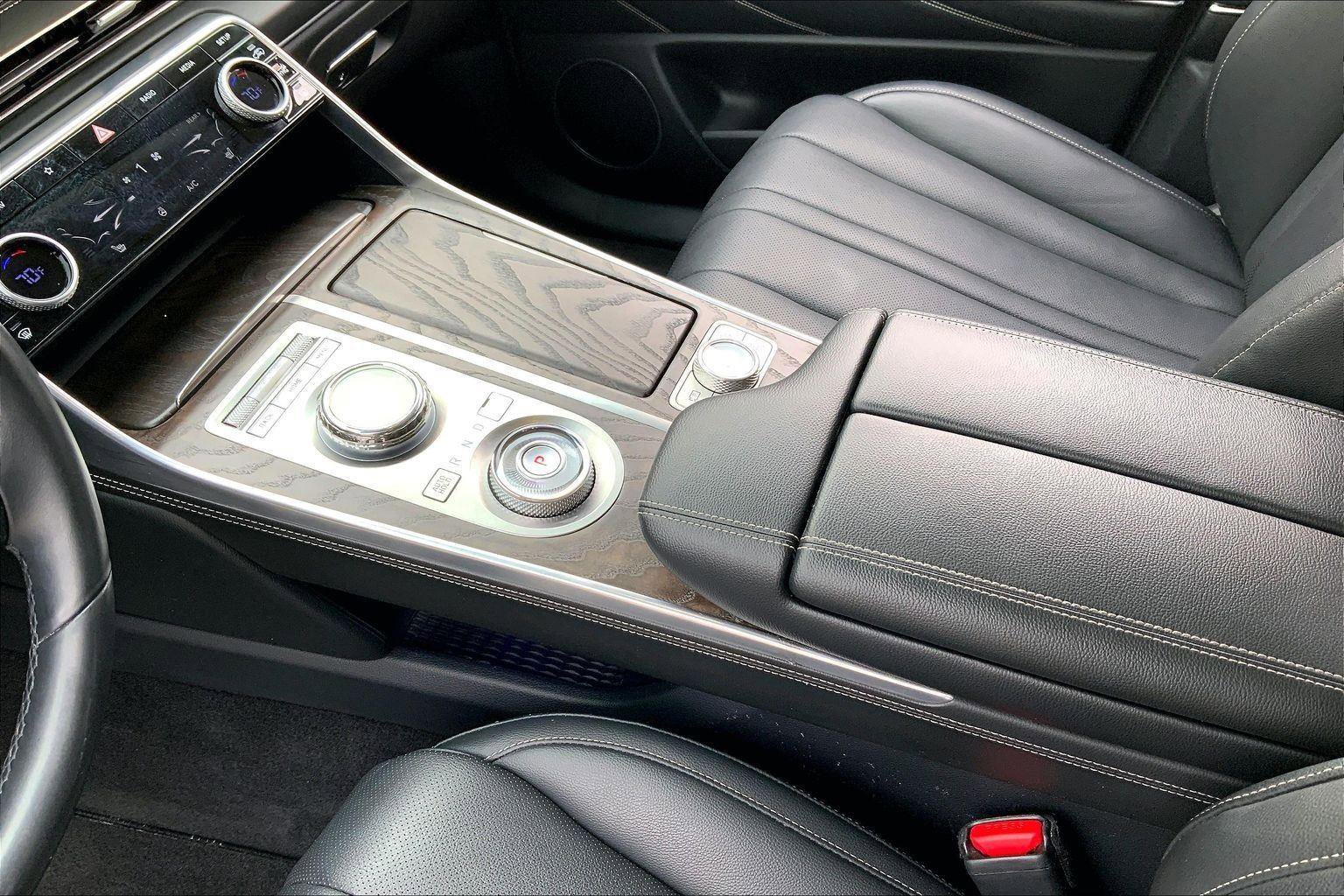 Used 2024 Genesis GV80 2.5T image 14