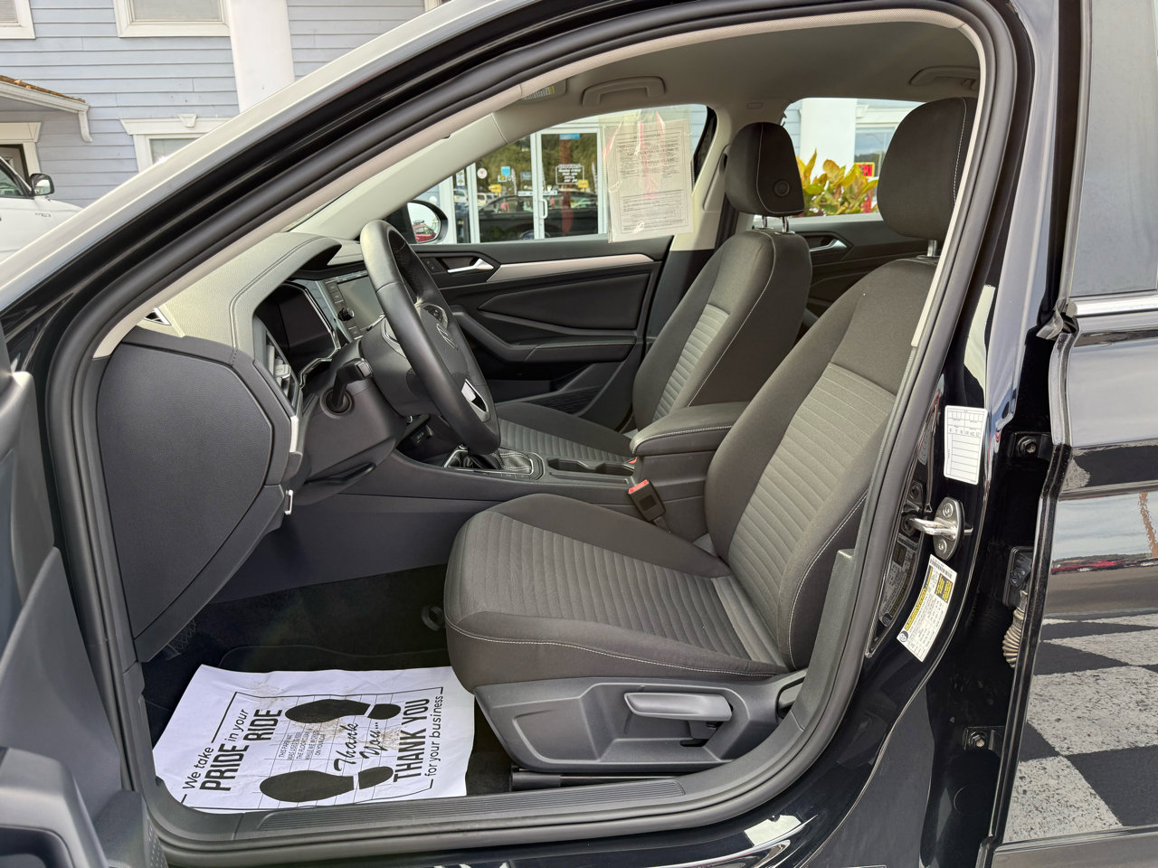 Used 2024 Volkswagen Jetta S image 9