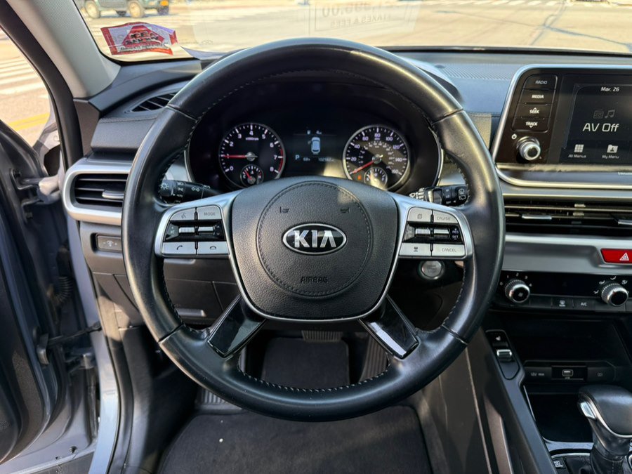 Used 2020 Kia Telluride S w/ S 8 Passenger Seating Package AWD/4WD image 15