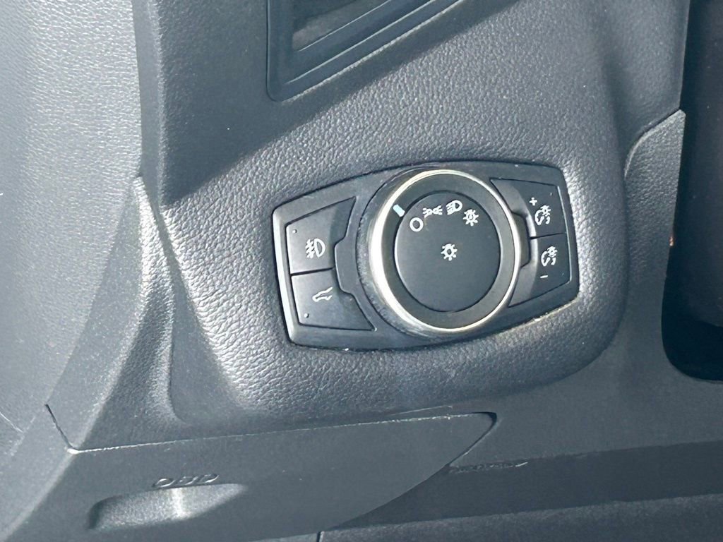 Used 2019 Ford Escape SEL image 36