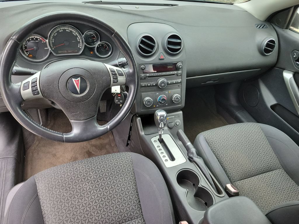 Used 2009 Pontiac G6 Sedan w/ Sport Package 2 FWD image 11