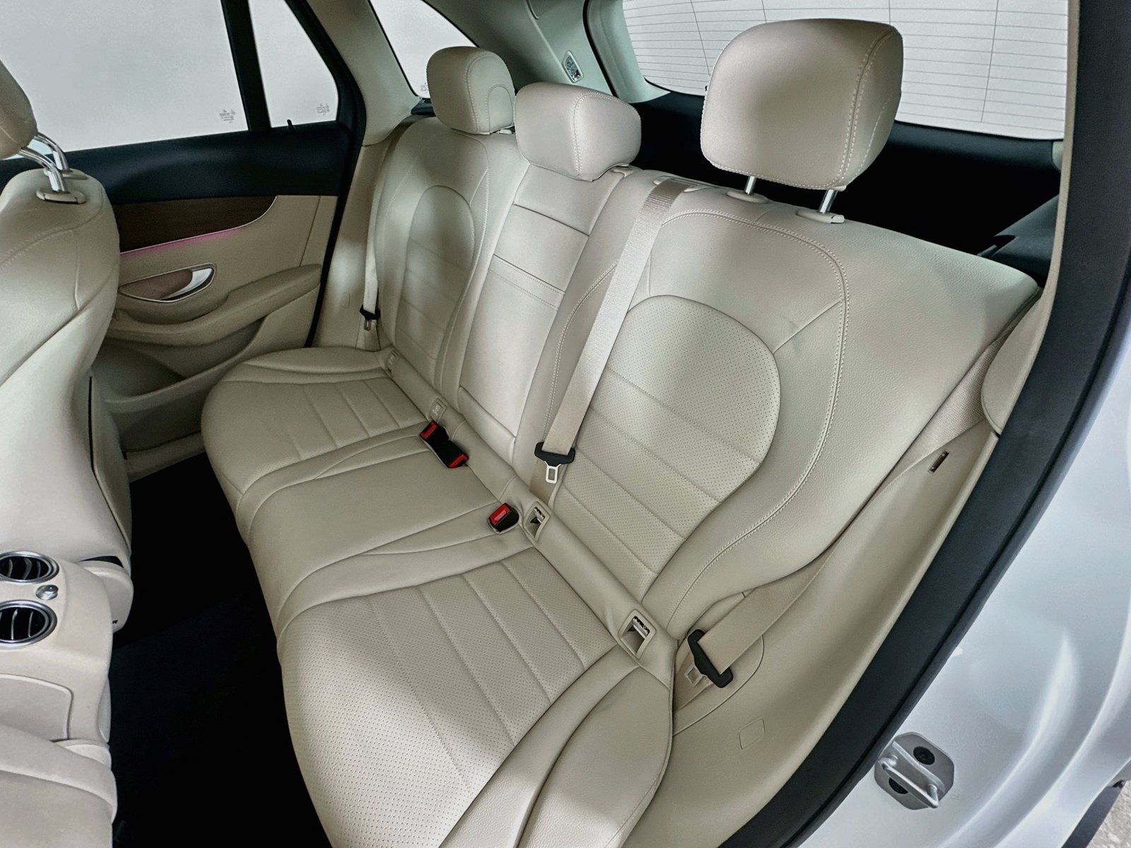 Used 2022 Mercedes-Benz GLC 300 4MATIC image 34