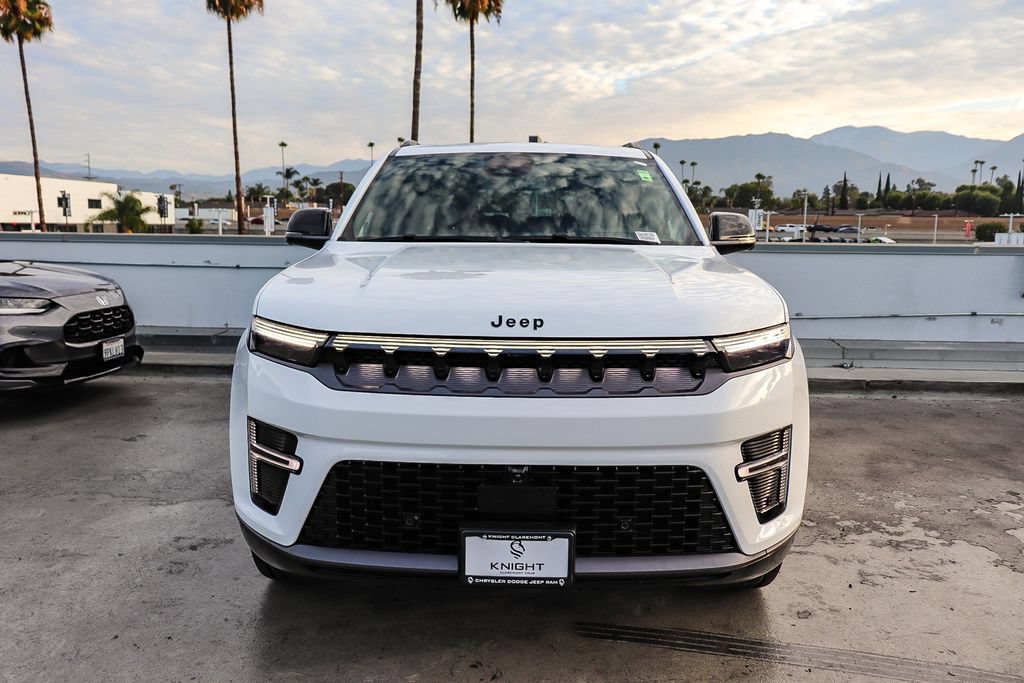 New 2026 Jeep Grand Wagoneer Limited AWD/4WD image 3