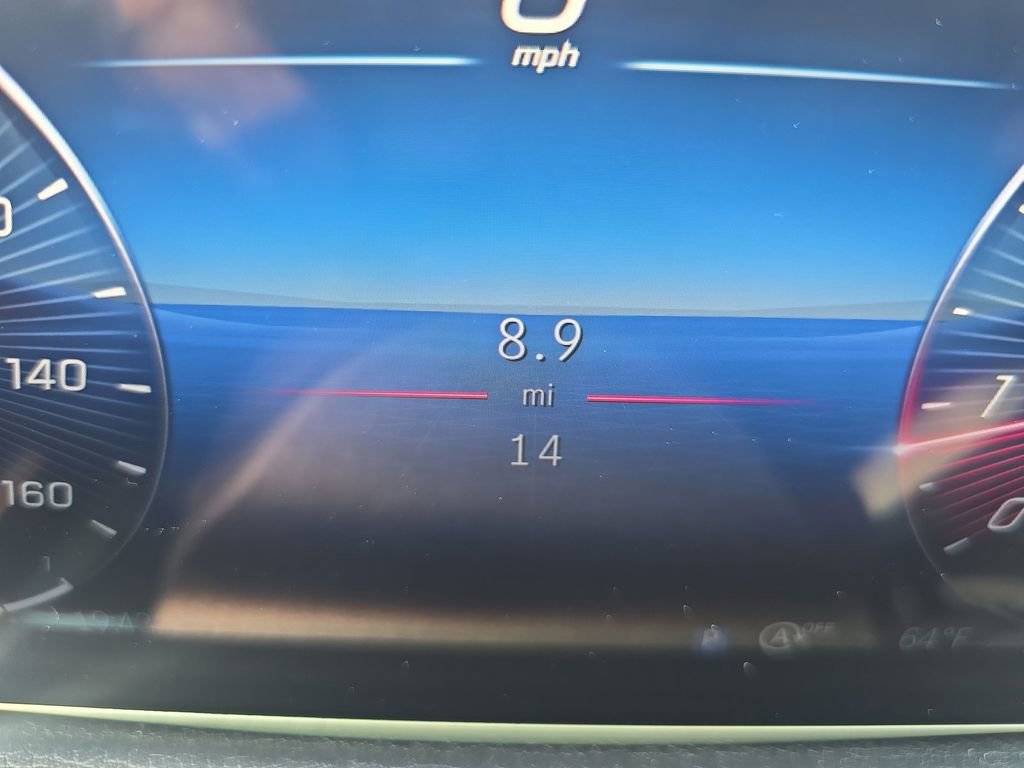 New 2026 Mercedes-Benz GLB 250 4MATIC image 16