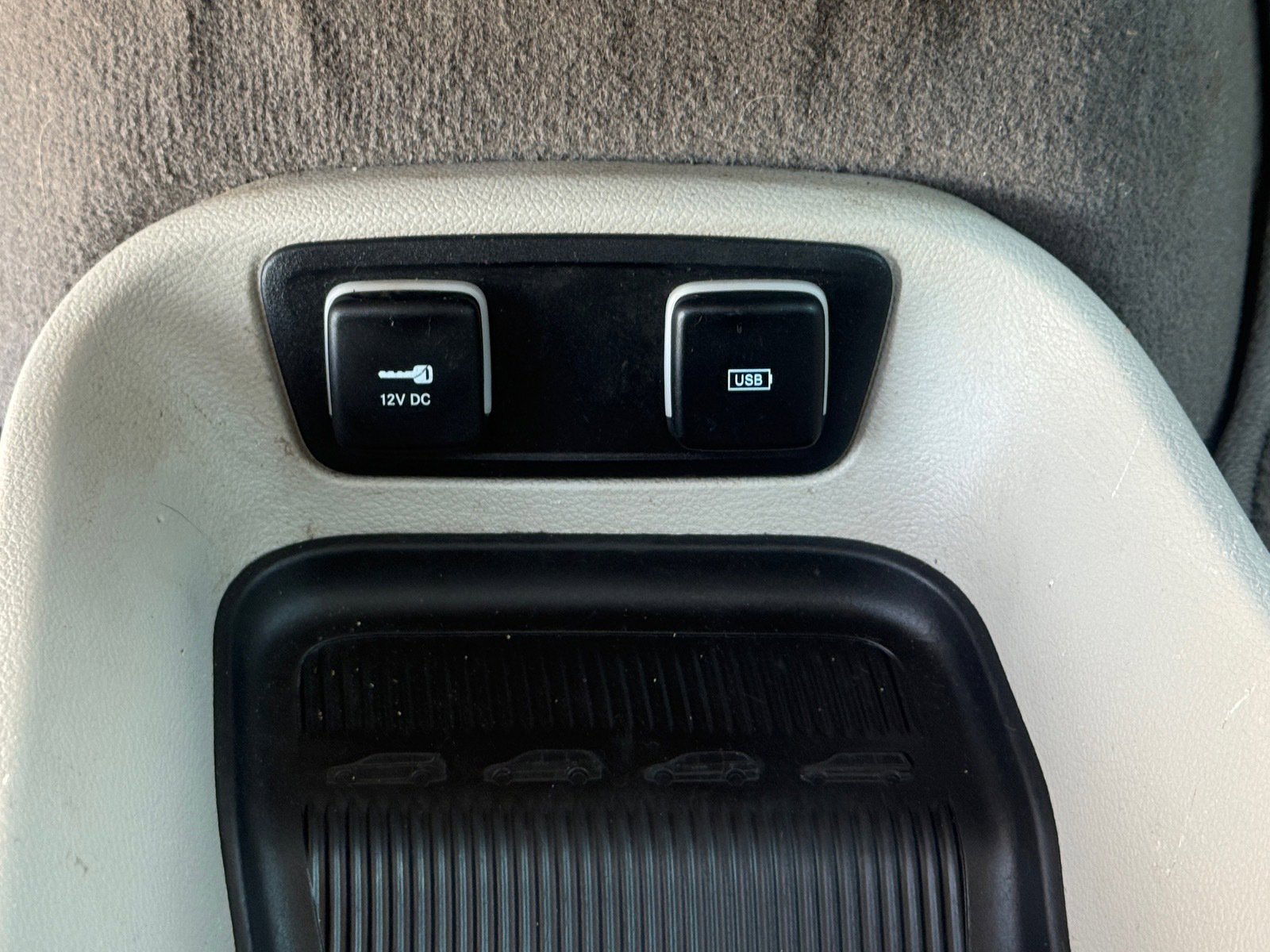 Used 2017 Chrysler Pacifica Touring-L w/ Tire & Wheel Group image 25