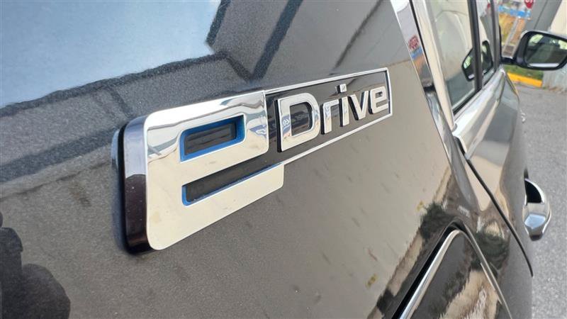 Used 2018 BMW 530e RWD image 51