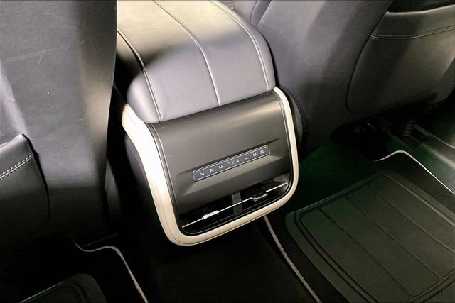 Used 2024 Lincoln Nautilus Reserve image 34