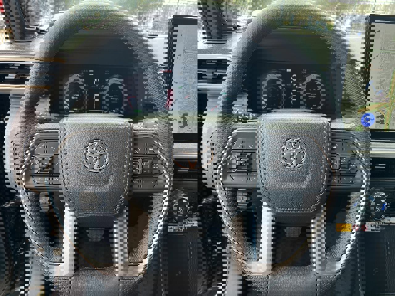 Used 2025 Toyota Tacoma Trailhunter image 14