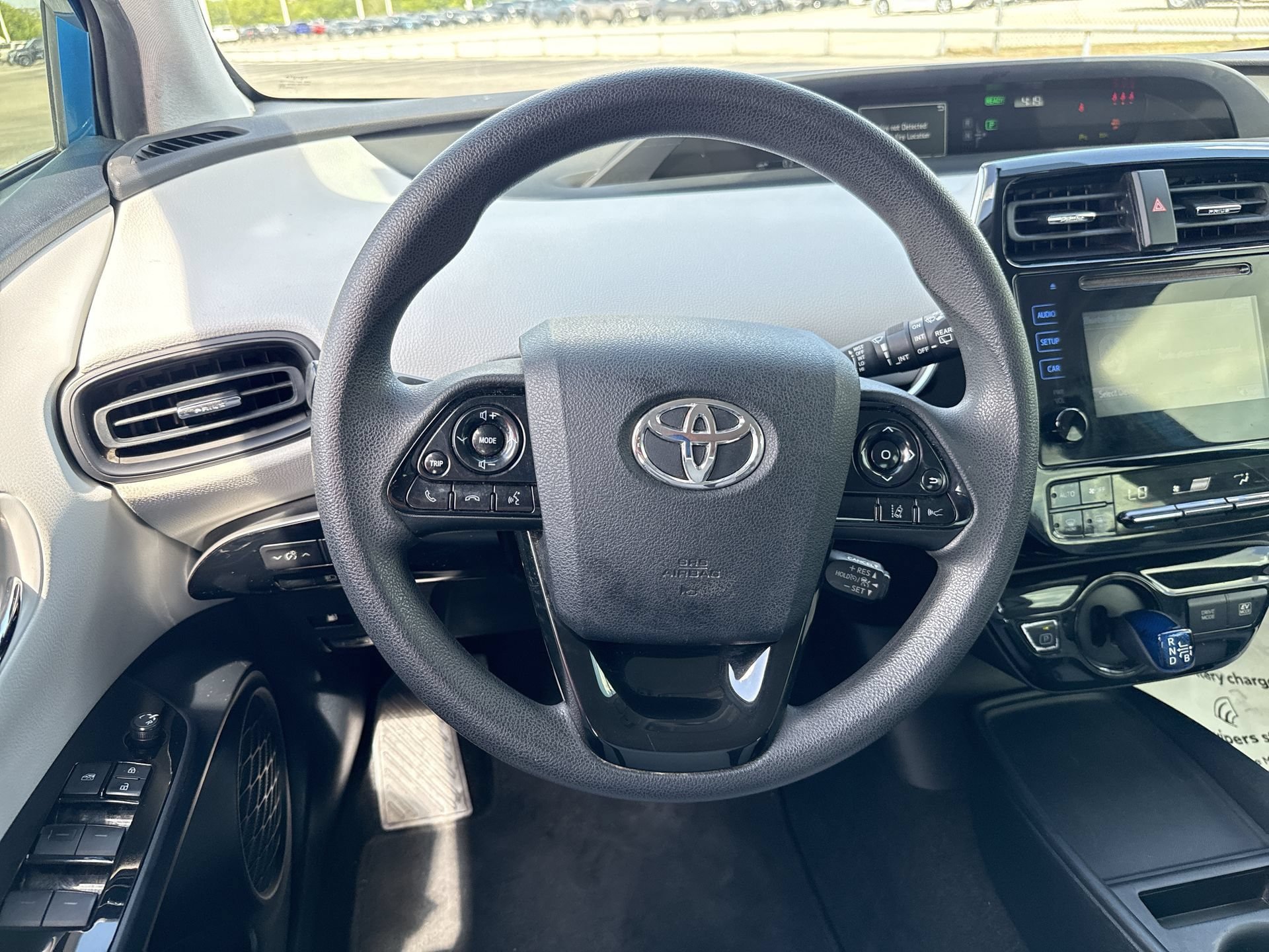 Certified 2019 Toyota Prius LE FWD image 11