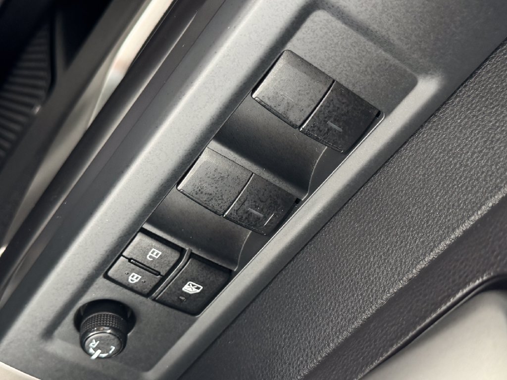 Used 2022 Toyota Tundra SR5 AWD/4WD image 28