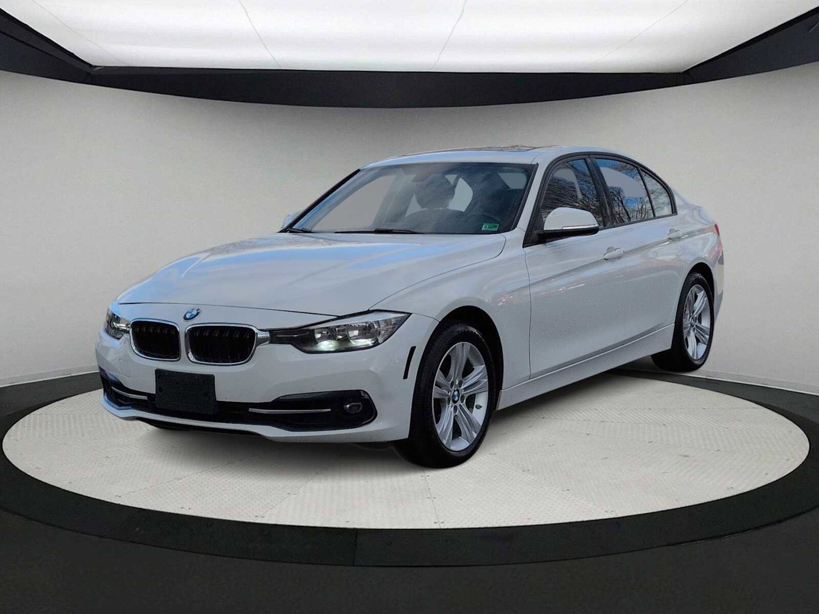 Used 2016 BMW 328i xDrive Sedan image 4
