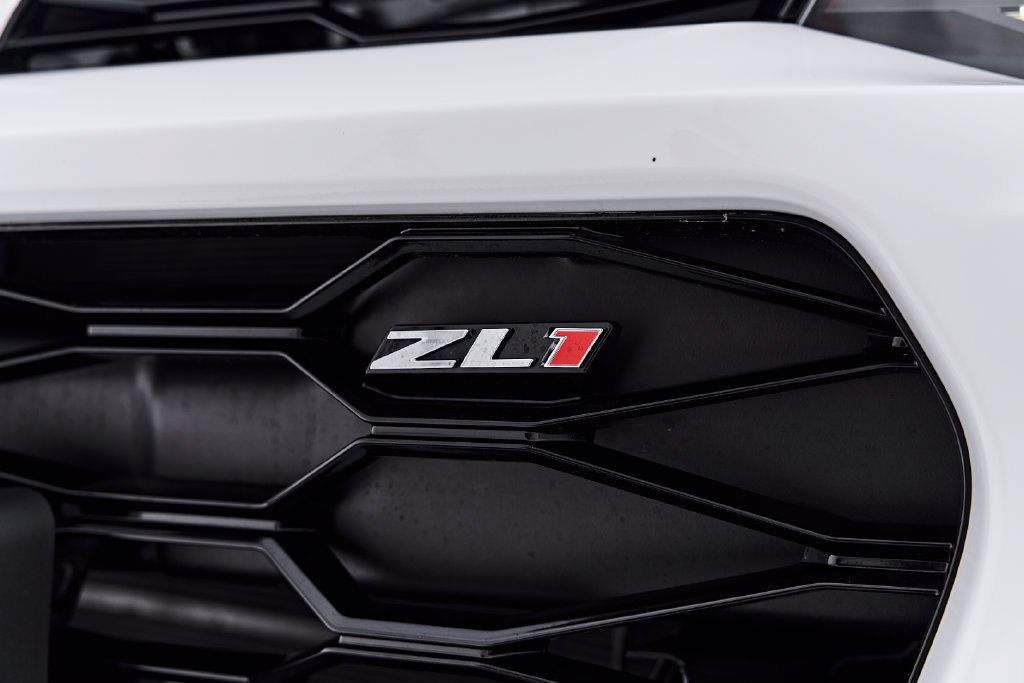 Used 2021 Chevrolet Camaro ZL1 RWD image 20