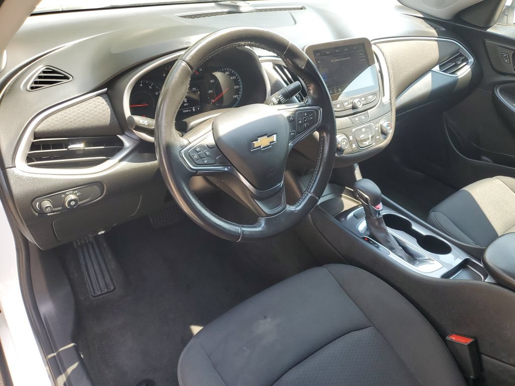 Used 2021 Chevrolet Malibu RS w/ LPO, Convenience Package 2 FWD image 8