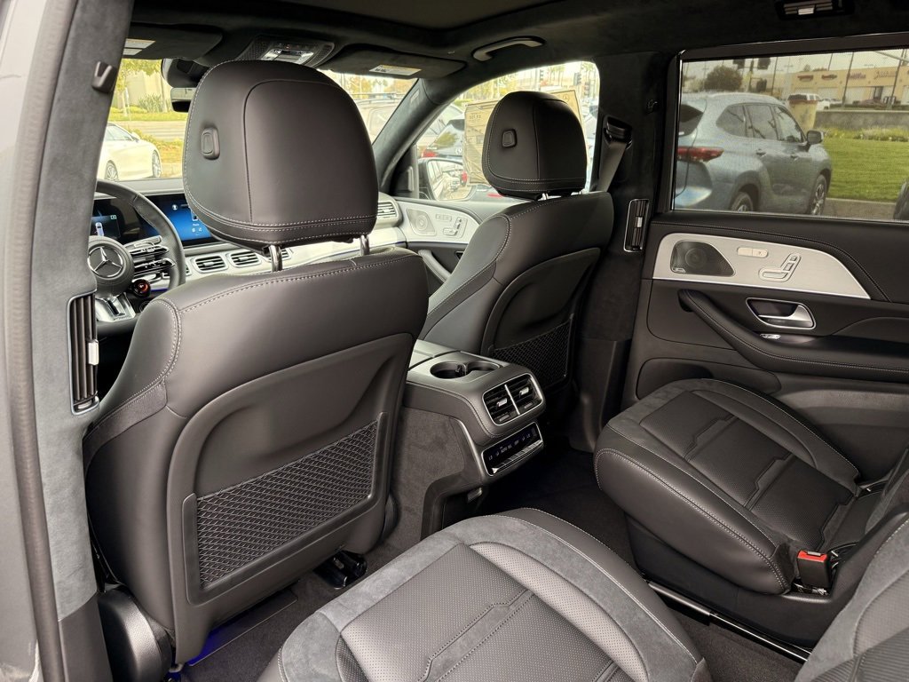 New 2026 Mercedes-Benz GLS 63 AMG 4MATIC image 28