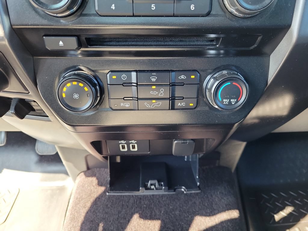 Used 2016 Ford F150 XLT w/ Equipment Group 301A Mid AWD/4WD image 33