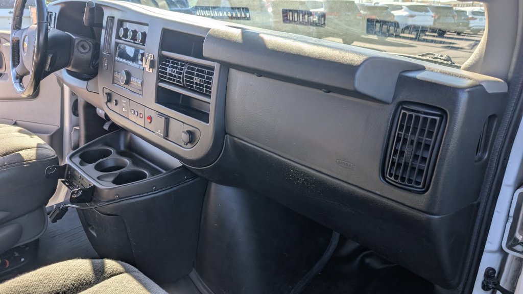 Used 2021 Chevrolet Express 2500 w/ Driver Convenience Package RWD image 12