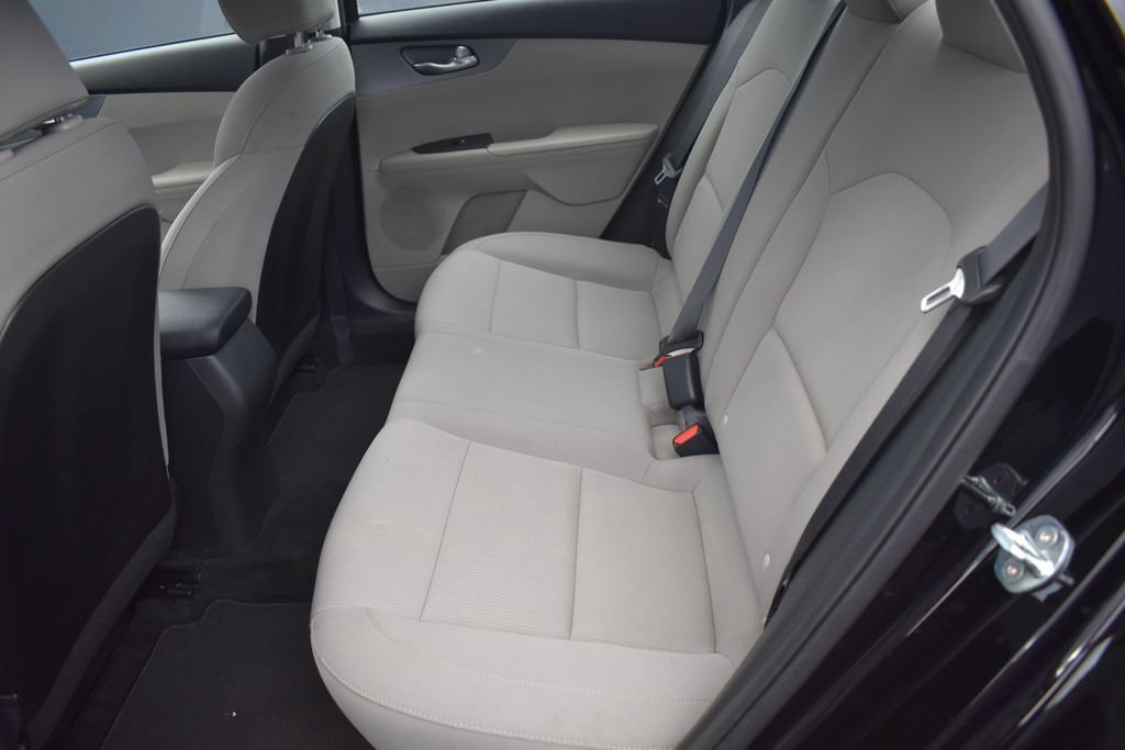 Used 2021 Kia Forte LXS FWD image 14