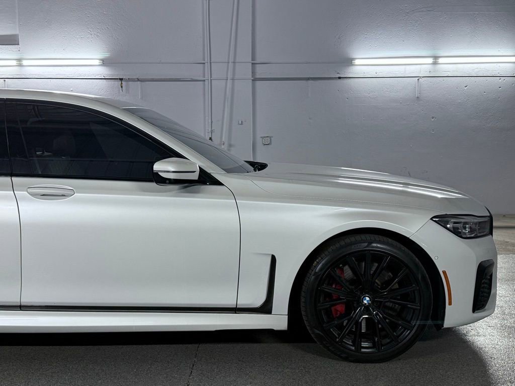 Used 2022 BMW 750i xDrive w/ Executive Package image 5