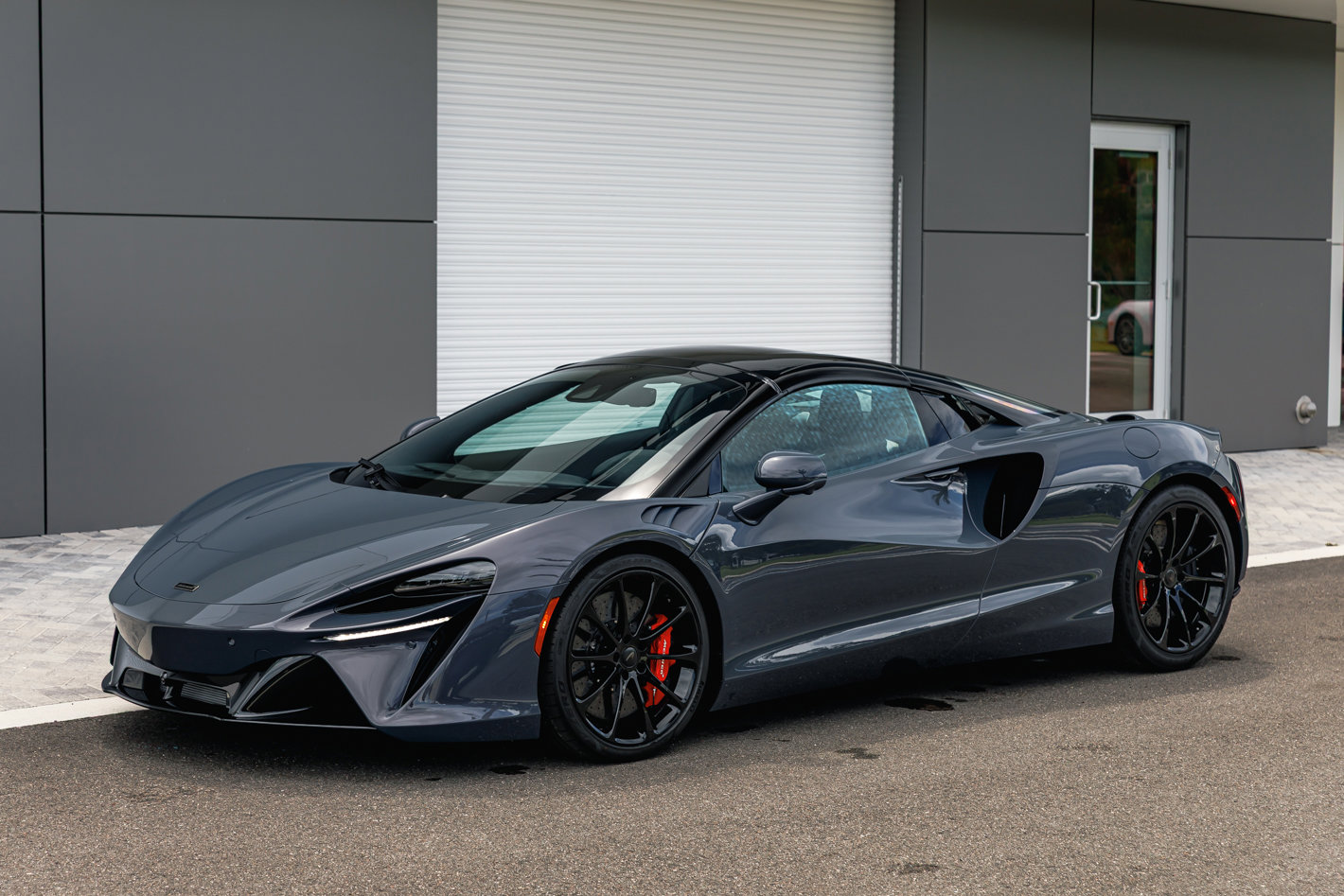 New 2026 McLaren Artura Spider image 2