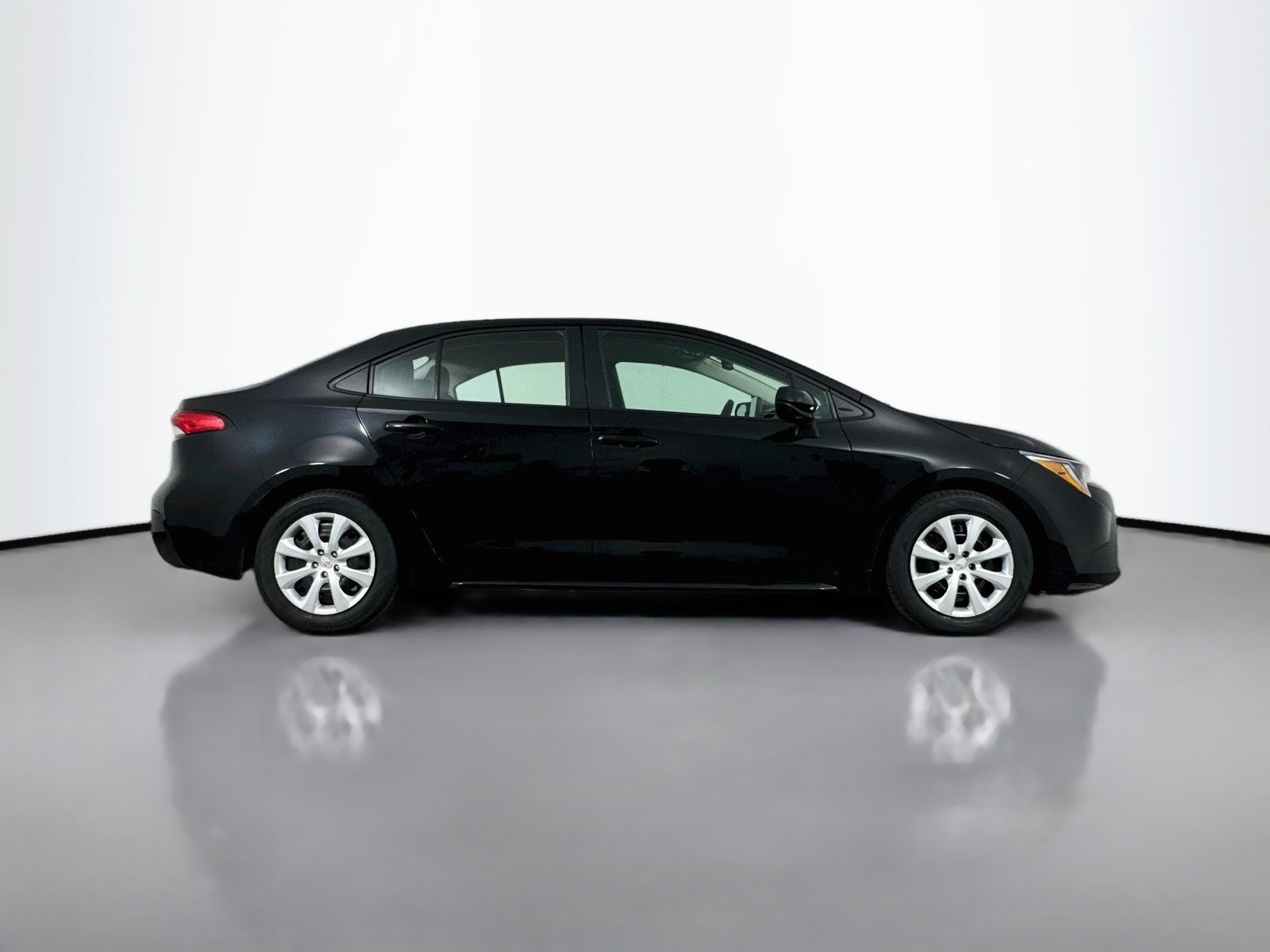 Certified 2024 Toyota Corolla LE FWD image 8