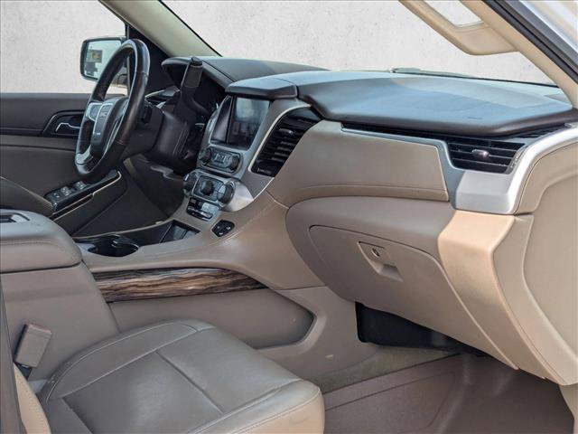 Used 2017 GMC Yukon SLT w/ Premium Edition image 25