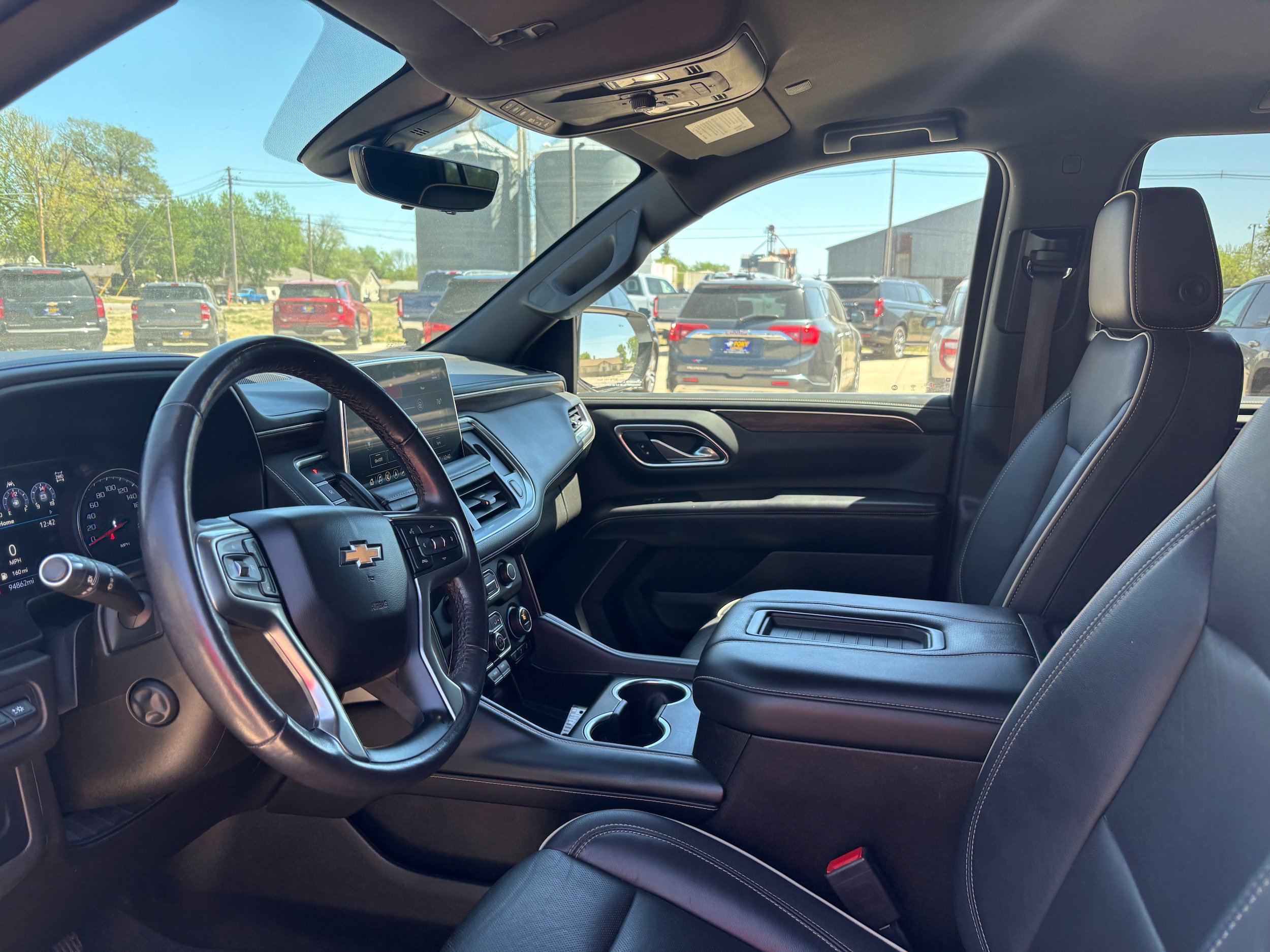 Used 2021 Chevrolet Tahoe Premier AWD/4WD image 10
