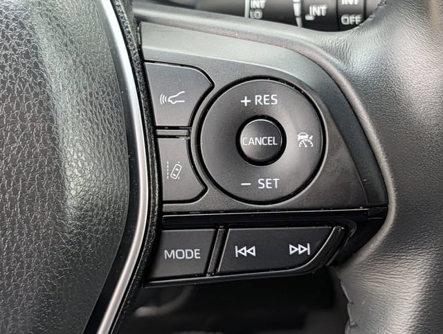 Used 2023 Toyota Venza XLE AWD/4WD image 21