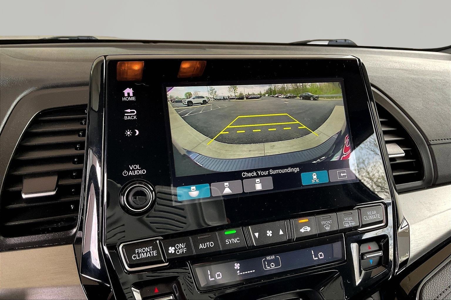 Used 2023 Honda Odyssey Touring image 14