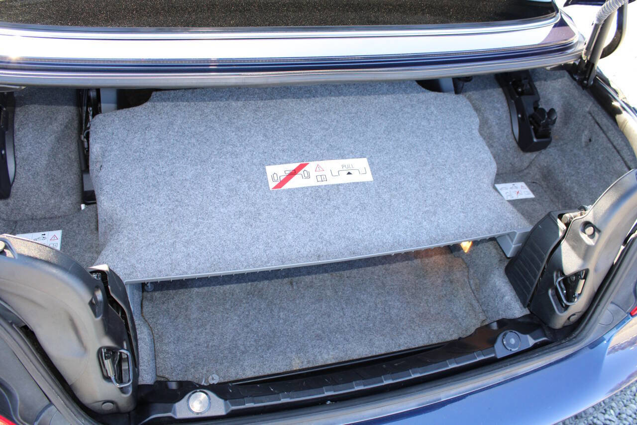 Used 2013 BMW 328i Convertible image 28