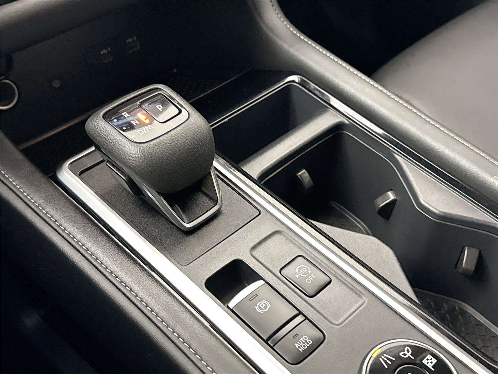 Used 2024 Nissan Pathfinder SL image 27