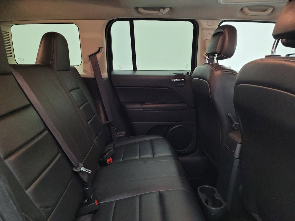 Used 2017 Jeep Patriot High Altitude image 19