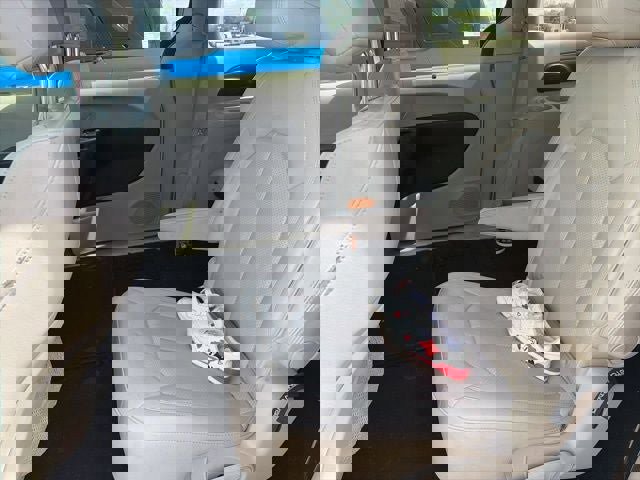 Used 2021 Chrysler Voyager Lxi image 22