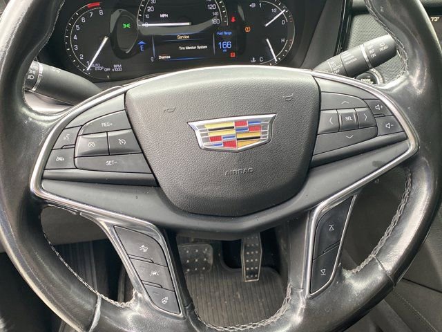 Used 2018 Cadillac XT5 Luxury w/ Driver Awareness Package image 15