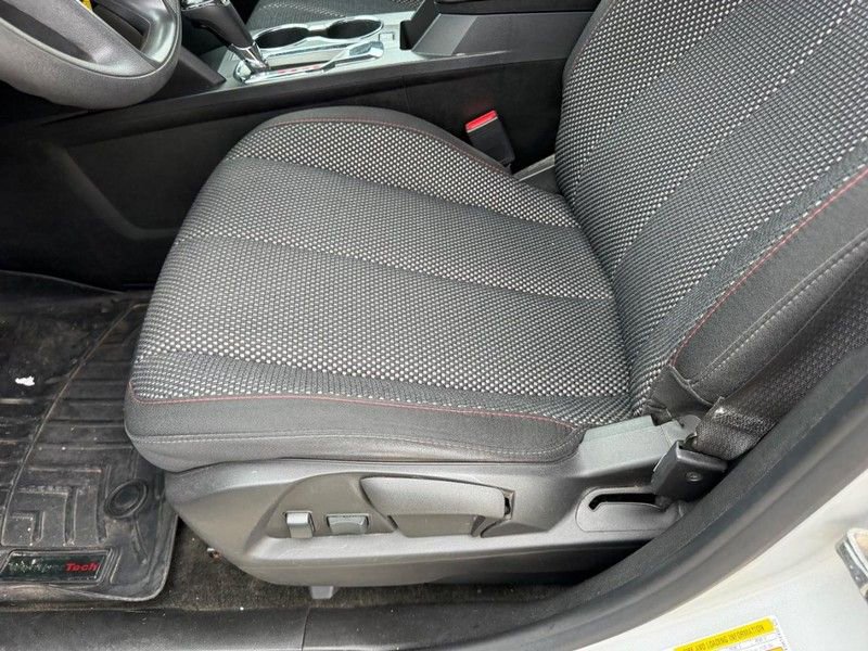 Used 2017 GMC Terrain SLE image 17