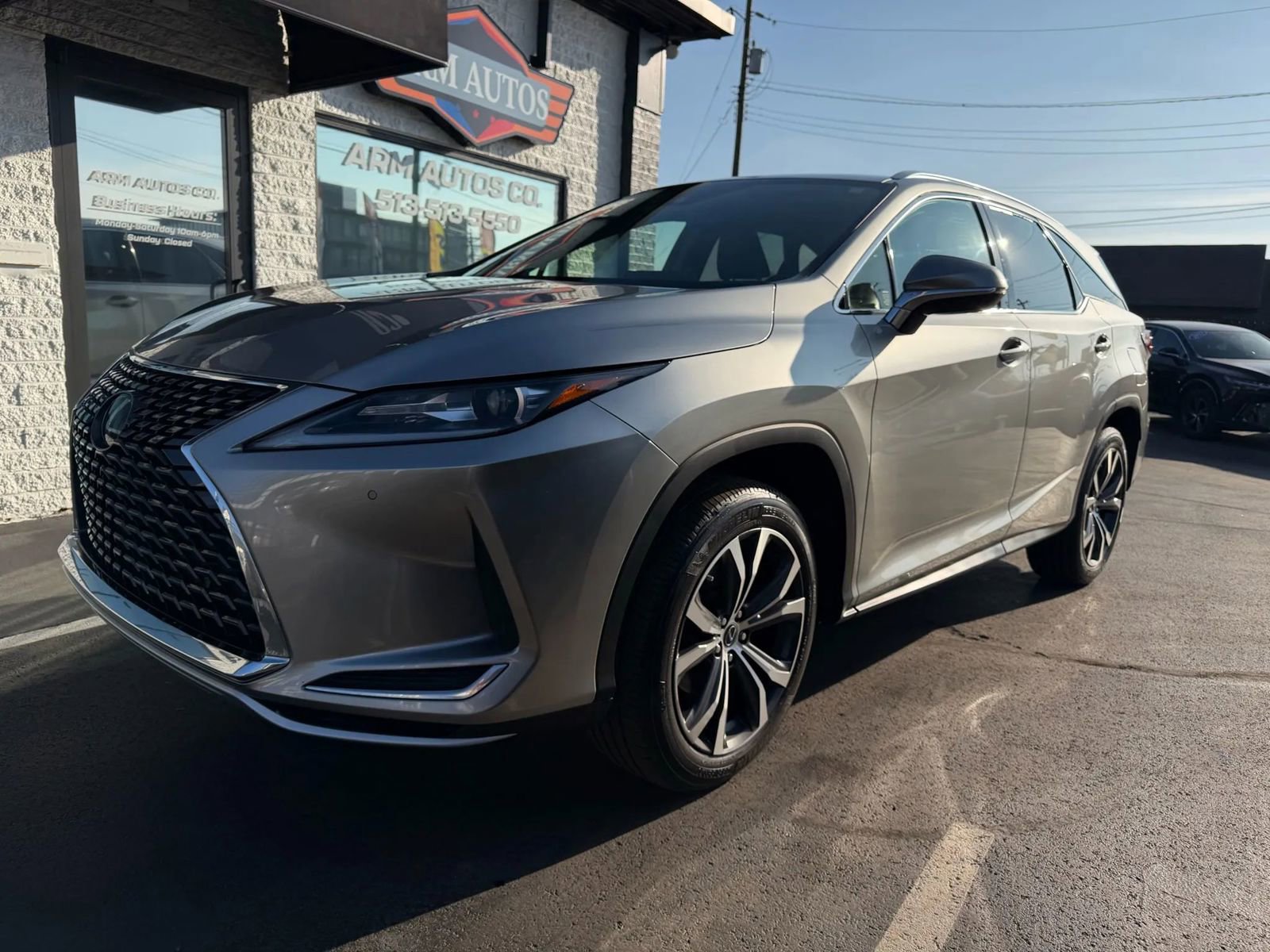 Used 2020 Lexus RX 350L Premium w/ Premium Package image 3