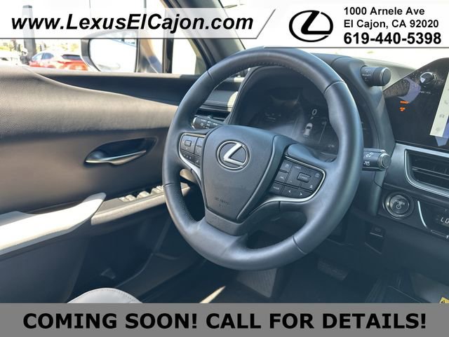 Used 2025 Lexus UX 300h AWD w/ Accessory Package (Z2) image 13