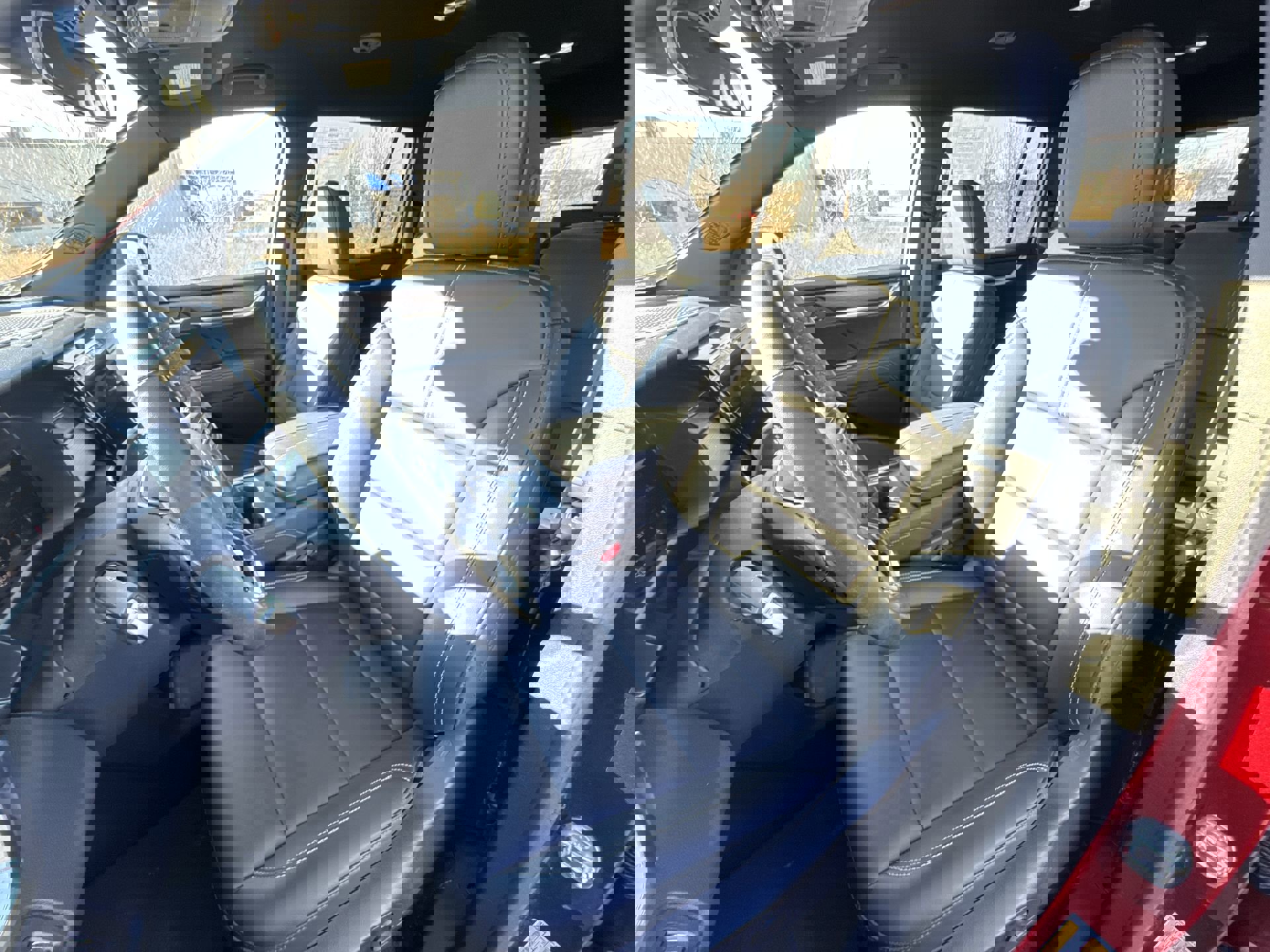 Used 2024 GMC Acadia Elevation w/ Luxury Package image 11