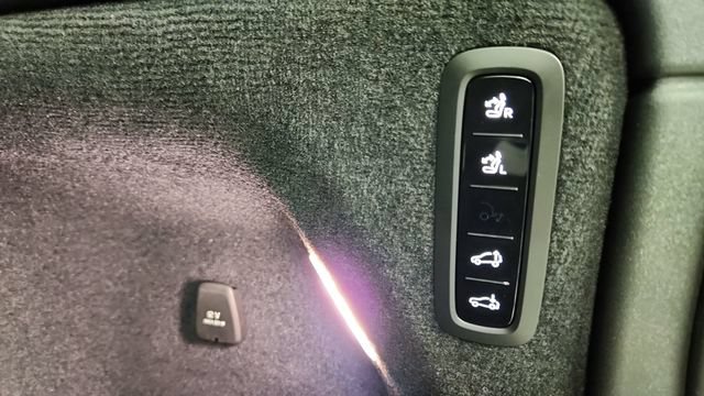 New 2026 Volvo EX90 Ultra AWD/4WD image 43