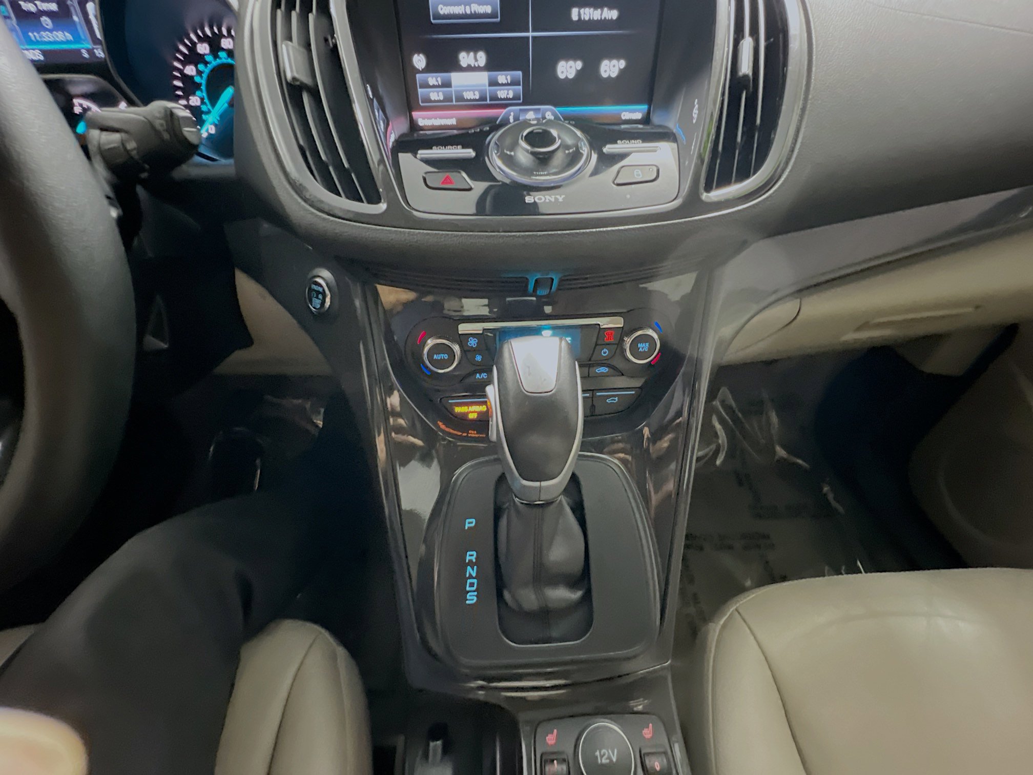 Used 2015 Ford Escape Titanium image 25