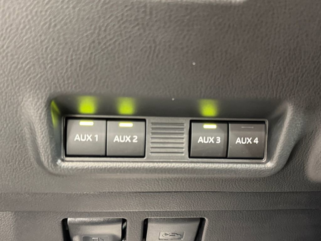 Certified 2025 Lexus GX 550 image 31