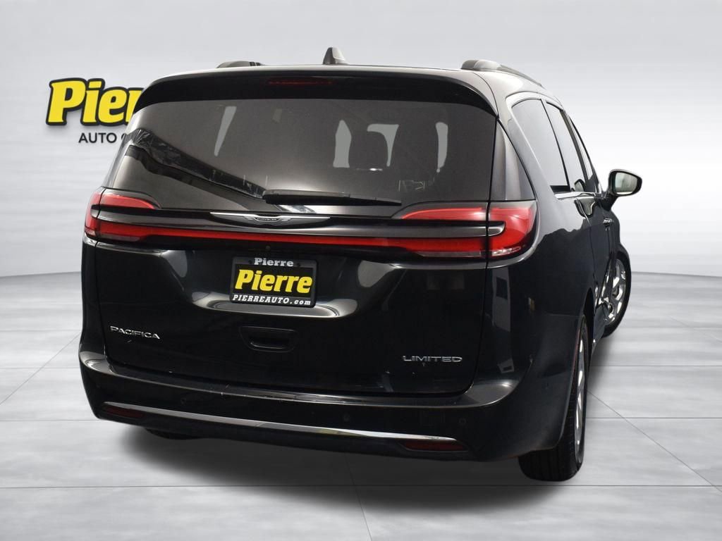 Used 2022 Chrysler Pacifica Limited image 7
