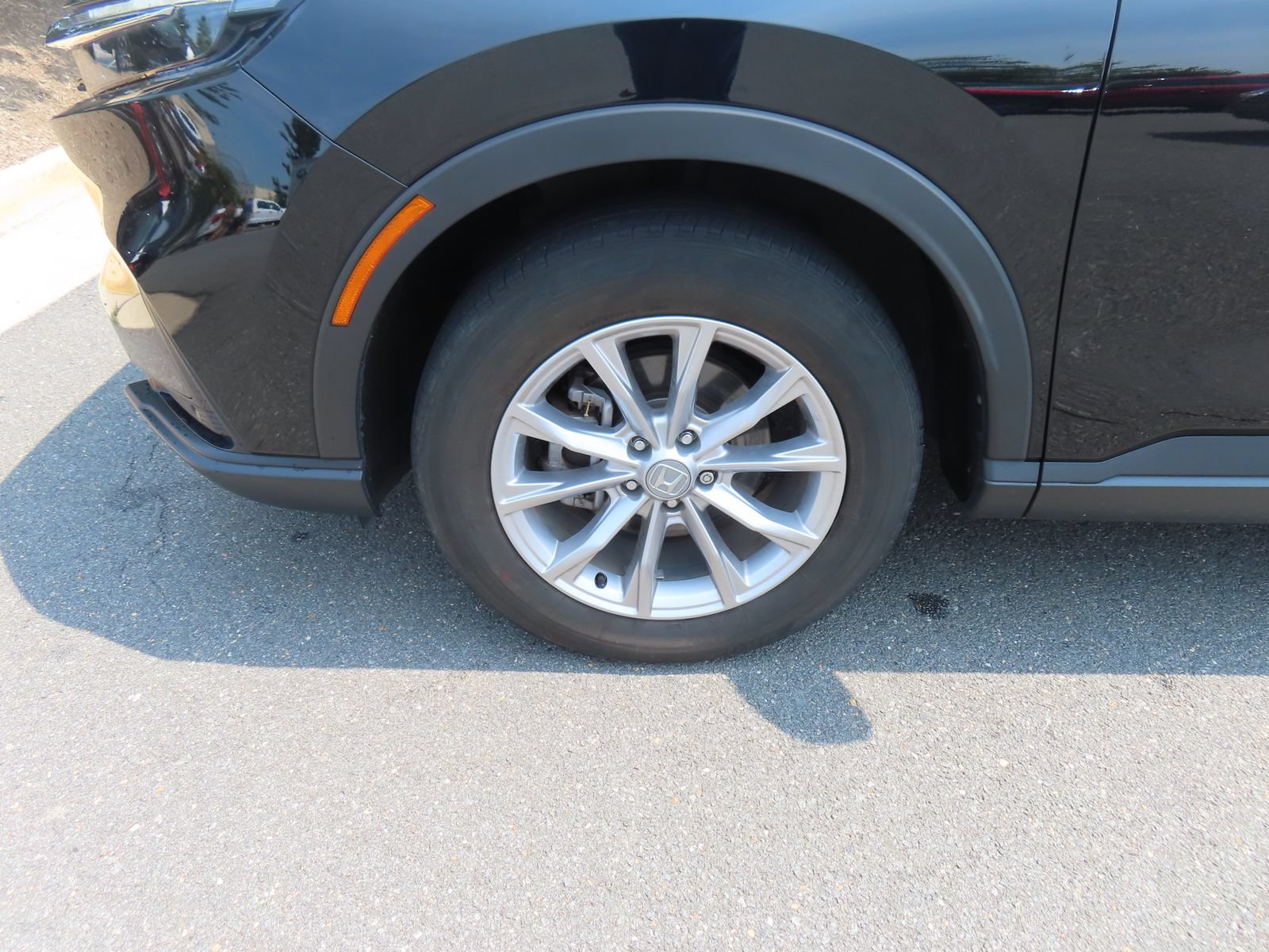 Used 2025 Honda CR-V EX-L image 12