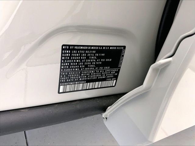 New 2026 Volkswagen Tiguan SE R-Line image 14