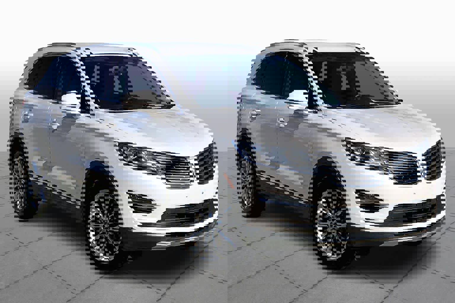 Used 2018 Lincoln MKC Select w/ Select Plus Package image 3