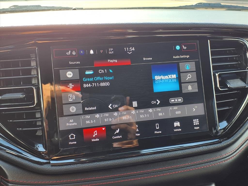 Used 2024 Dodge Durango GT image 19