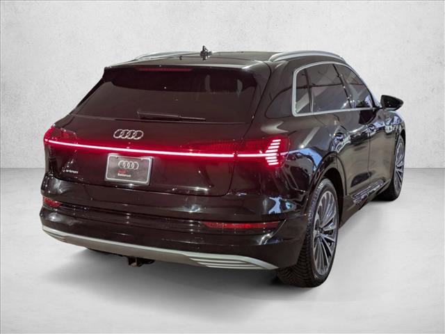 Used 2019 Audi e-tron Prestige image 5