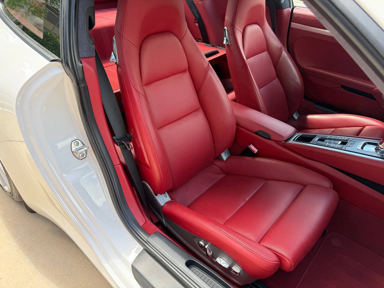Used 2012 Porsche 911 Carrera S RWD image 19