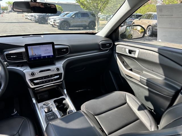 Certified 2023 Ford Explorer XLT w/ Equipment Group 202A image 17