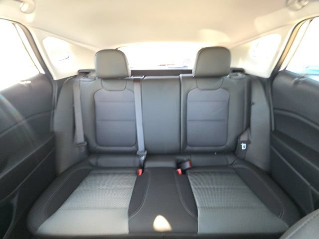 New 2026 Chevrolet Trax LT w/ Midnight Edition FWD image 24